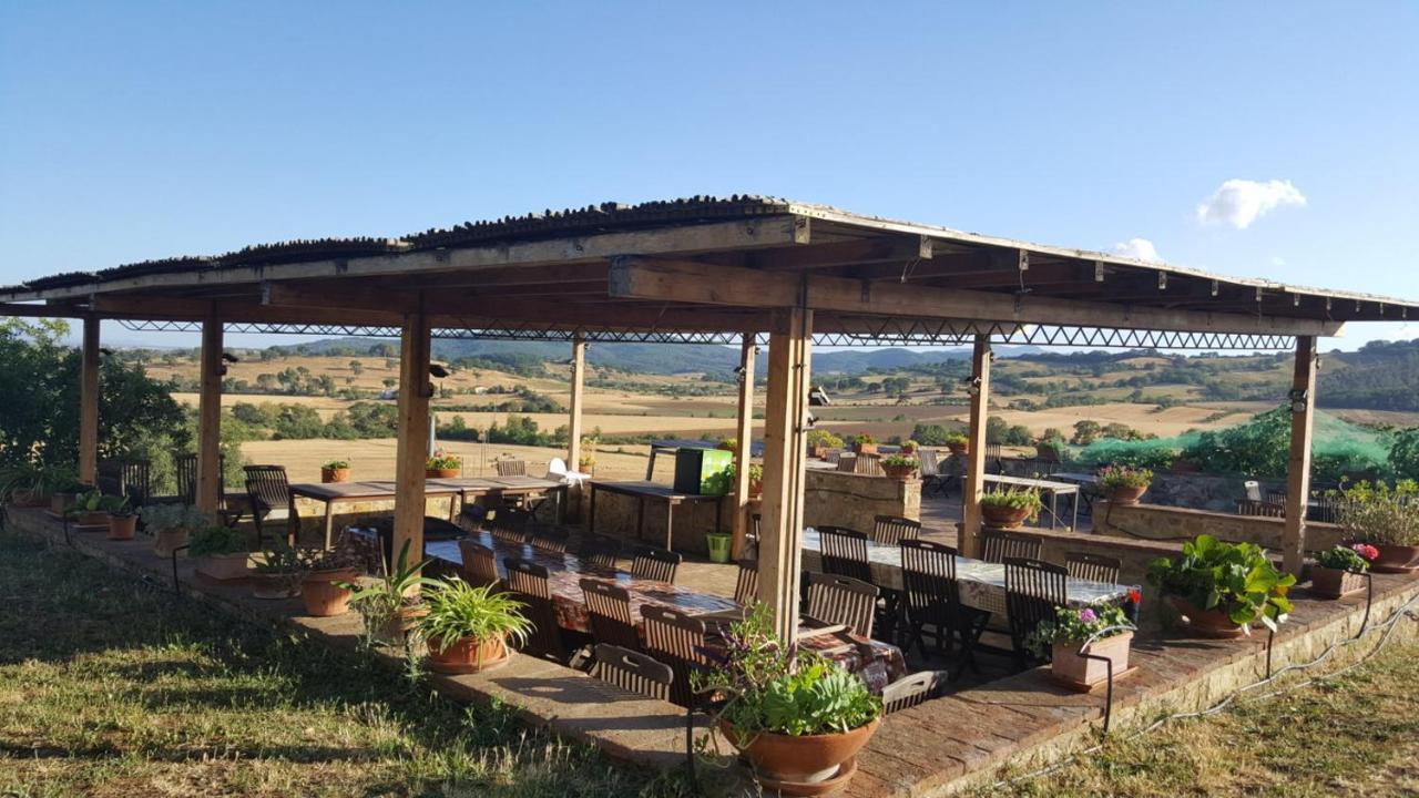 Agriturismo Casa Montecucco Giuncarico Exterior foto
