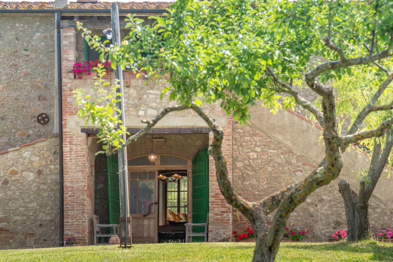 Agriturismo Casa Montecucco Giuncarico Exterior foto