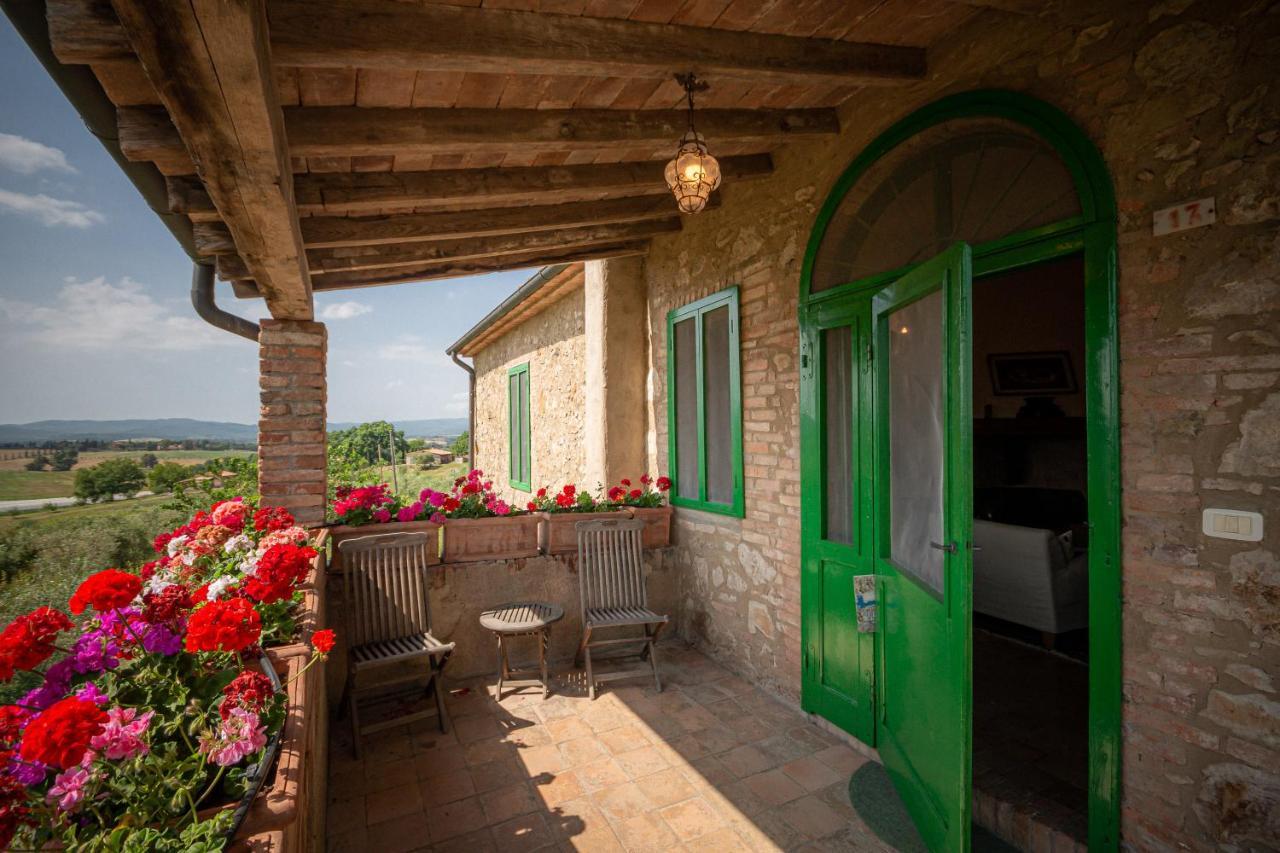 Agriturismo Casa Montecucco Giuncarico Exterior foto